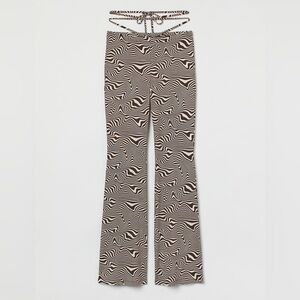 H&M groovy flare pants .